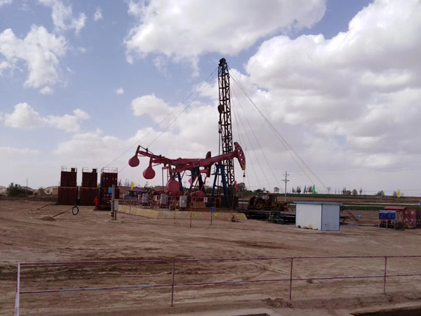 長(zhǎng)慶油田自懸浮支撐劑施工現(xiàn)場(chǎng)